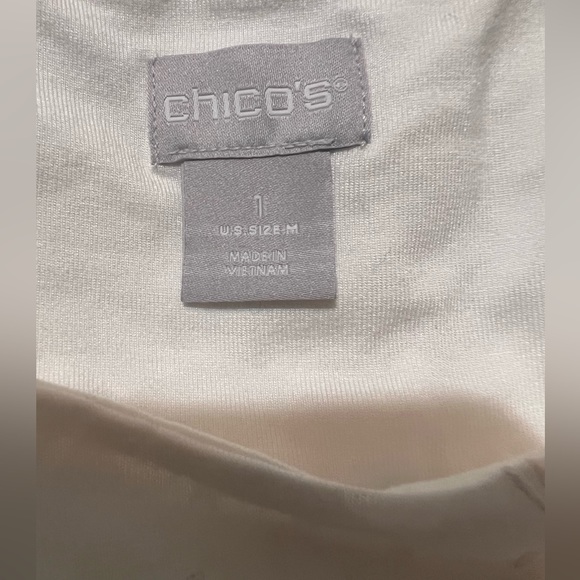 Chicos White Floral Burnout Tee in beautiful crisp white size 1 (M) - Picture 10 of 10